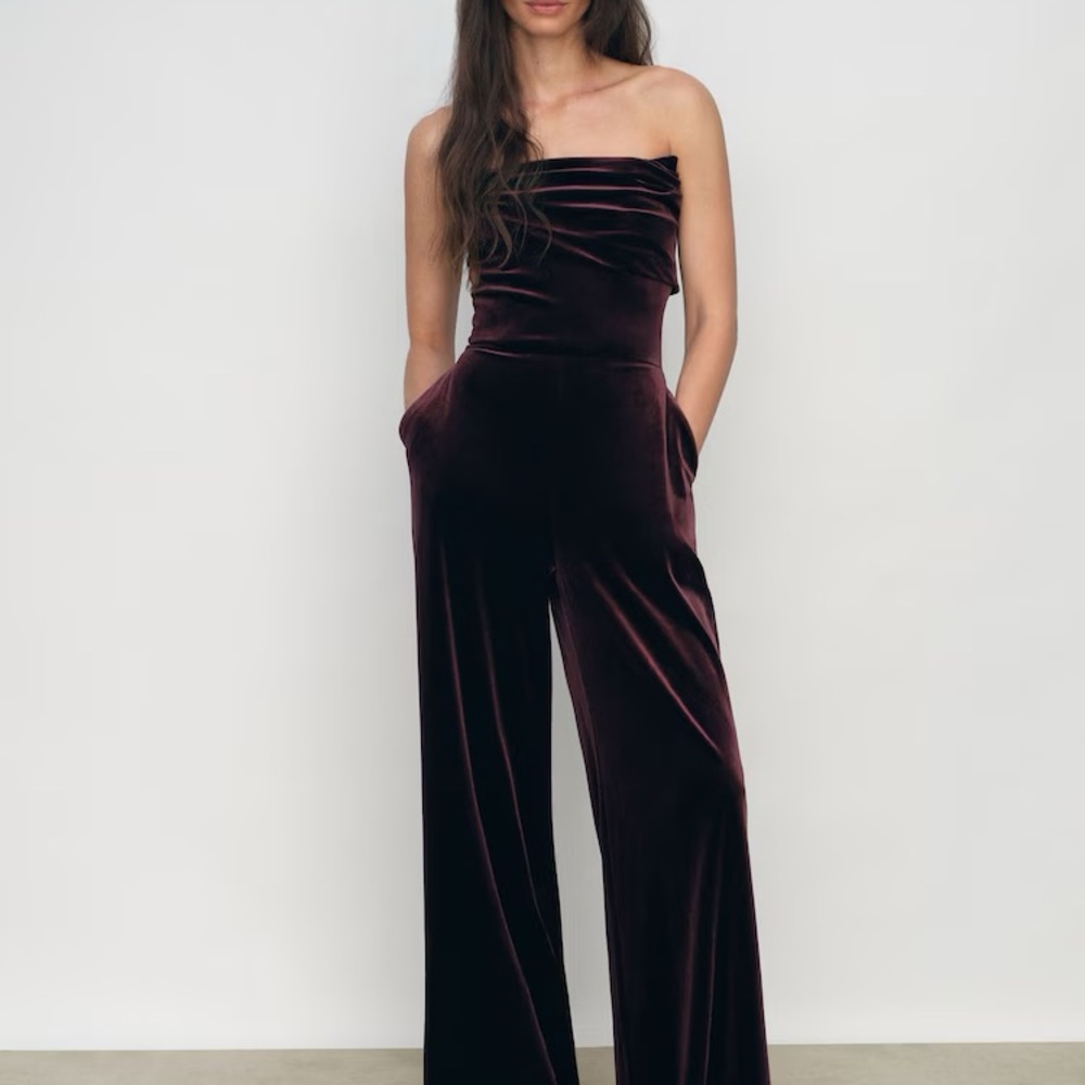 Reiss Andria Velvet Drape Strapless Jumpsuit in Burgundy size 0 US